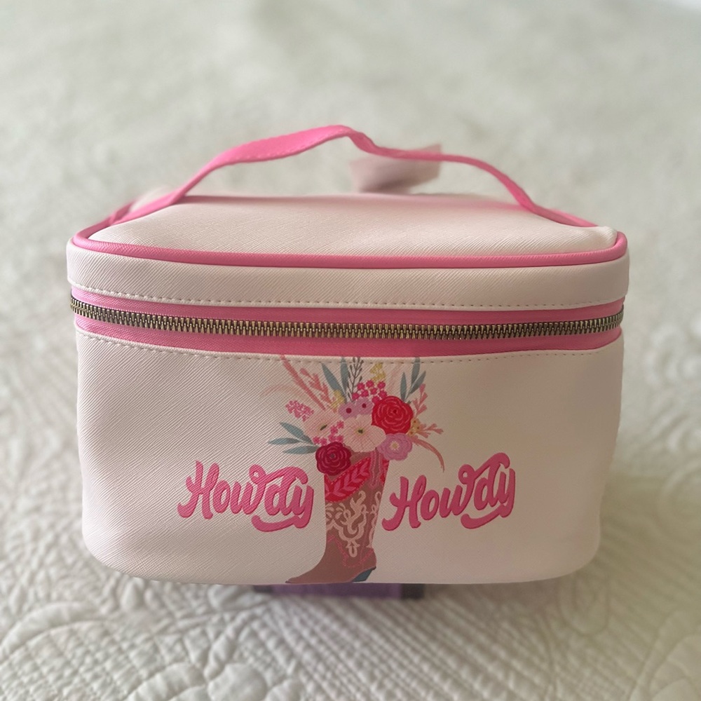 NEW Howdy Howdy Pink makeup travel bag RARE
